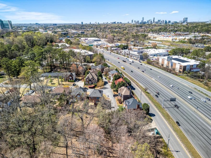 1734 Summit Glen Lane, Atlanta, Georgia