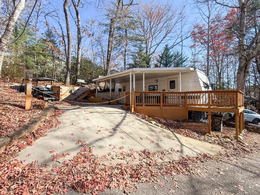 127 Rocky Lane, Cleveland, Georgia