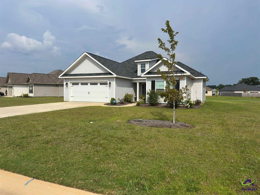 135 Sadie Heights Boulevard, Perry, Georgia