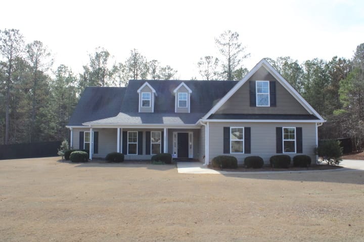 206 Cole Forest Boulevard, Barnesville, Georgia
