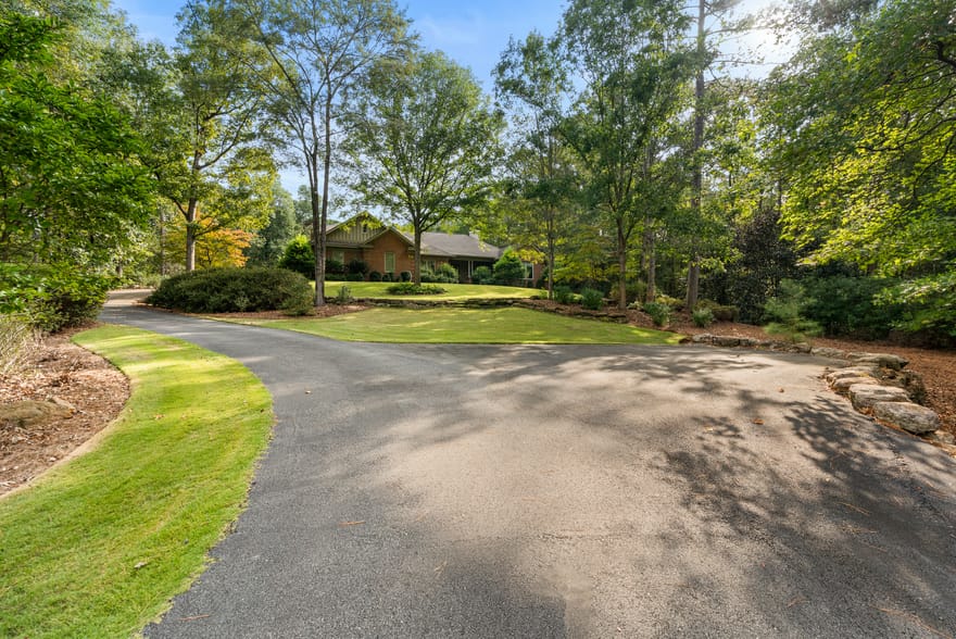 52 Creekwood Court, Fortson, Georgia