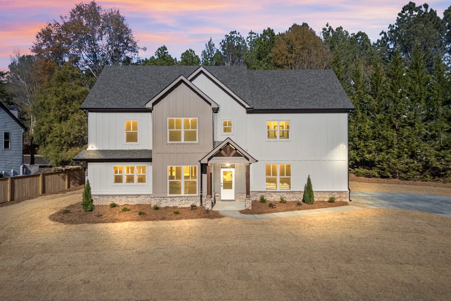 1040 Greenwood Circle, Madison, Georgia