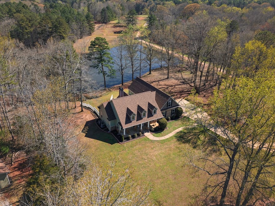 135 Fischer Spur Road, Newnan, Georgia
