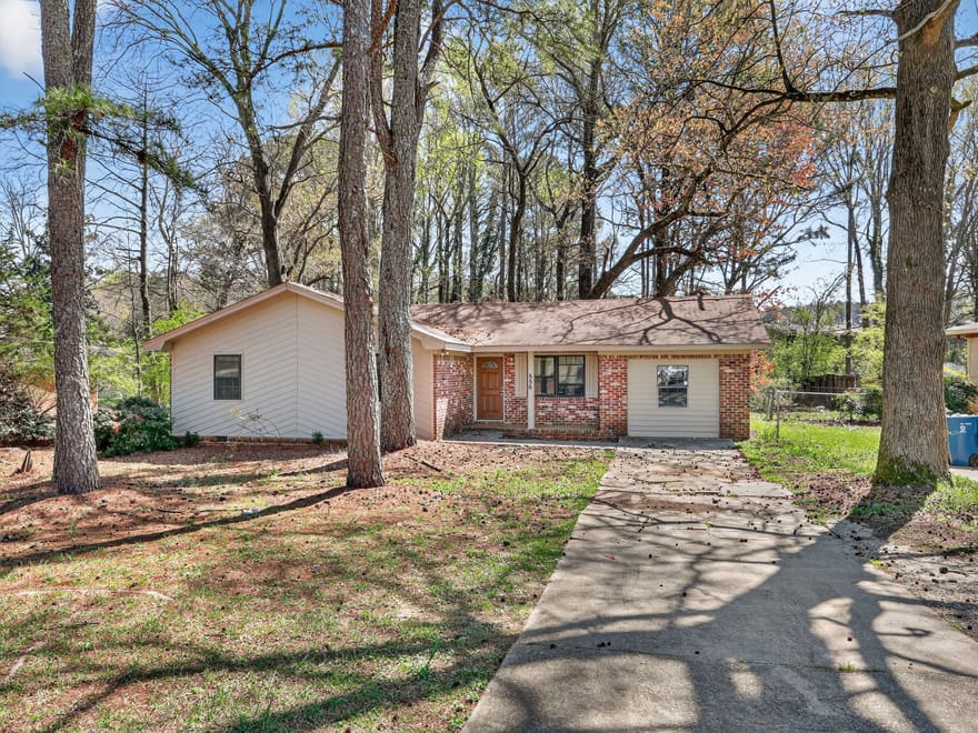 556 Roy Huie Road, Riverdale, Georgia
