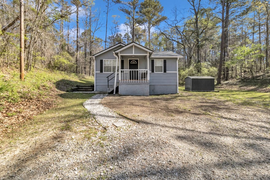 1786 Richard Road NE, Conyers, Georgia