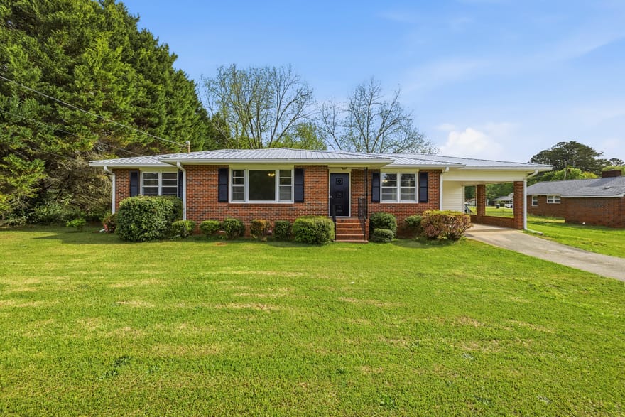93 Carlton Avenue, Union Point, Georgia