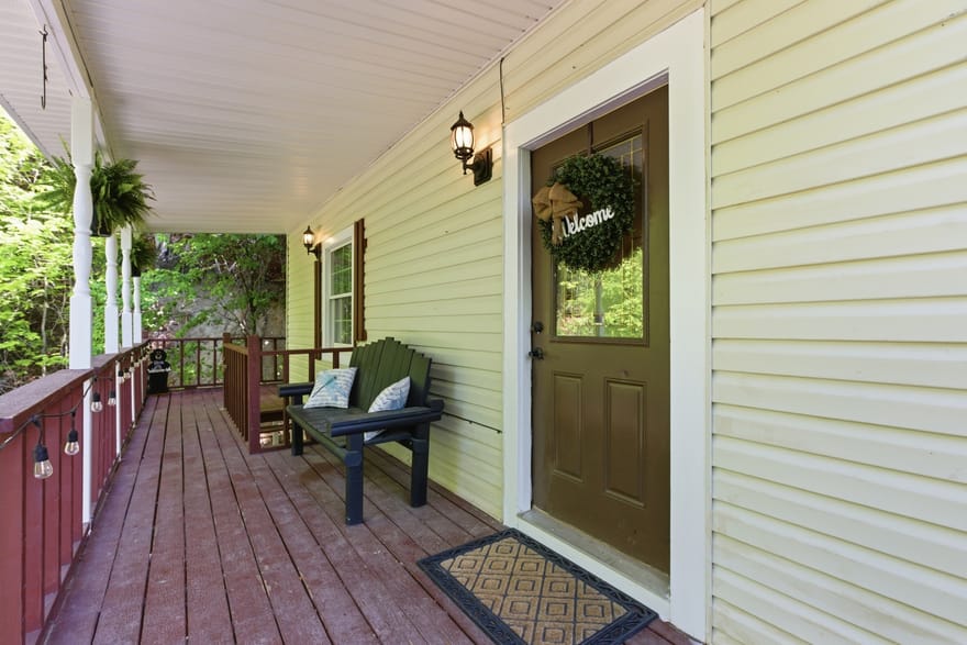 325 Kitchins Lane, Clayton, Georgia