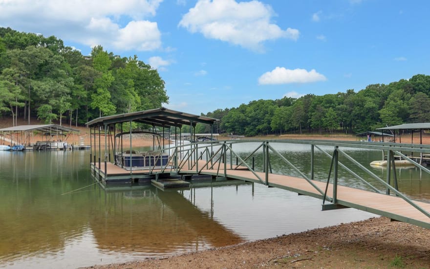 157 Nelle Drive, Hartwell, Georgia