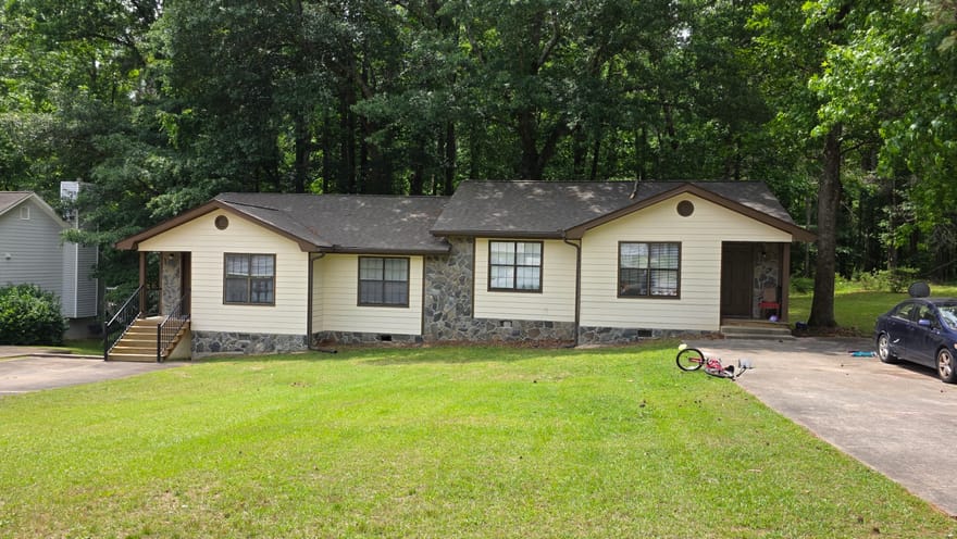 215 Handley Court, Tyrone, Georgia
