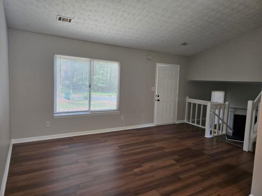 447 Sherwood Circle, Stone Mountain, Georgia