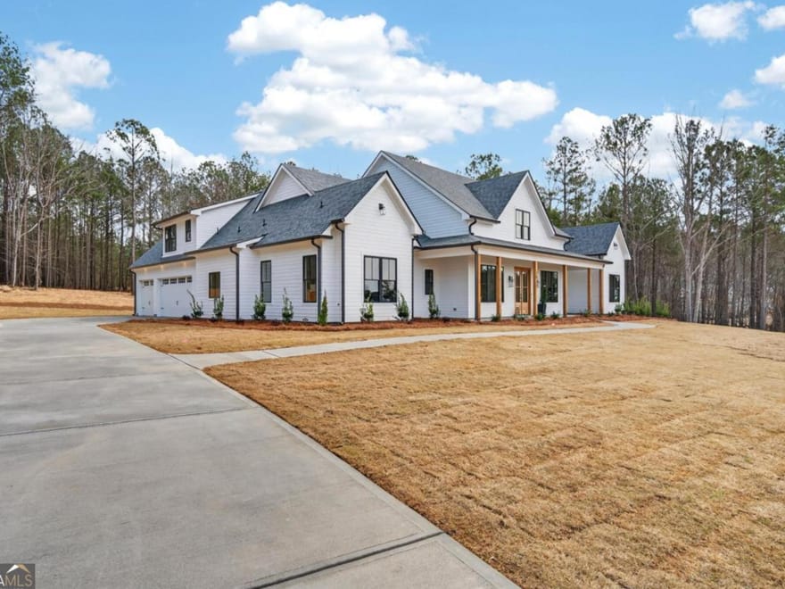 2020 Clearwater Drive, White Plains, Georgia