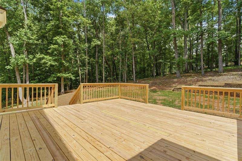232 Nacoochee Drive, Woodstock, Georgia