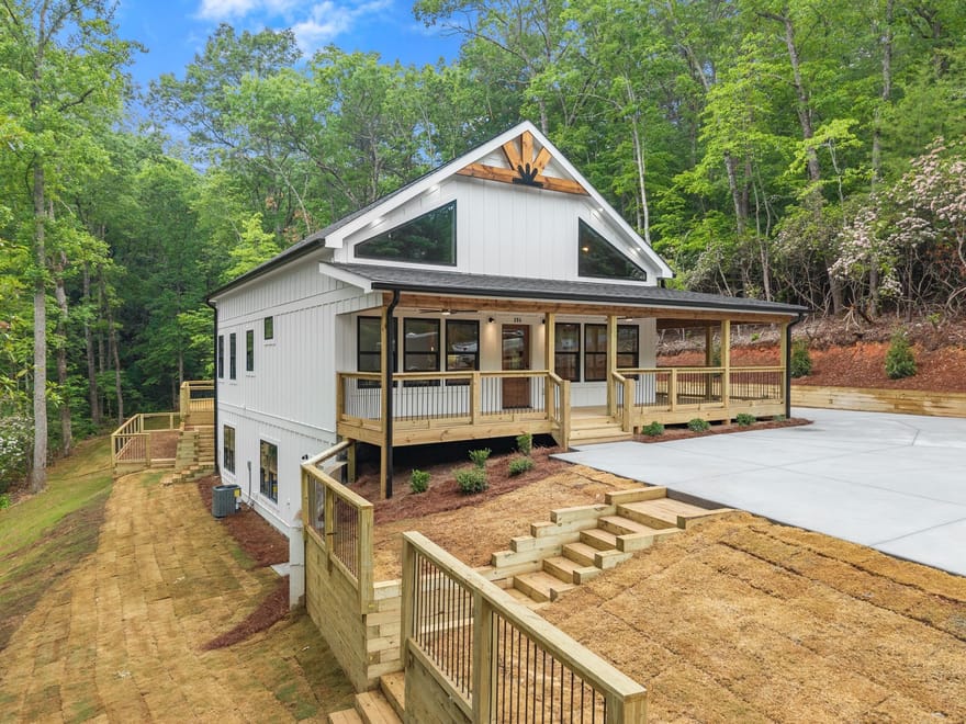 286 Frances Drive, Ellijay, Georgia