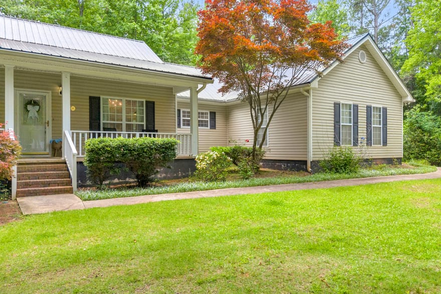 163 Tuxedo Drive, Commerce, Georgia