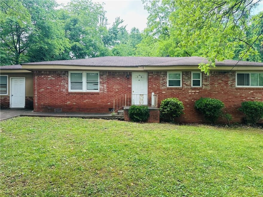 3724 Redan Road, Decatur, Georgia