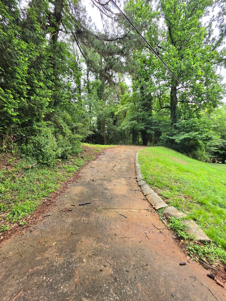 618 Simone Way, Stone Mountain, Georgia
