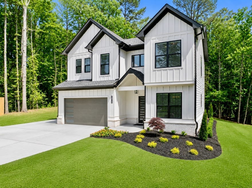 5019 Nichols Drive, Flowery Branch, Georgia