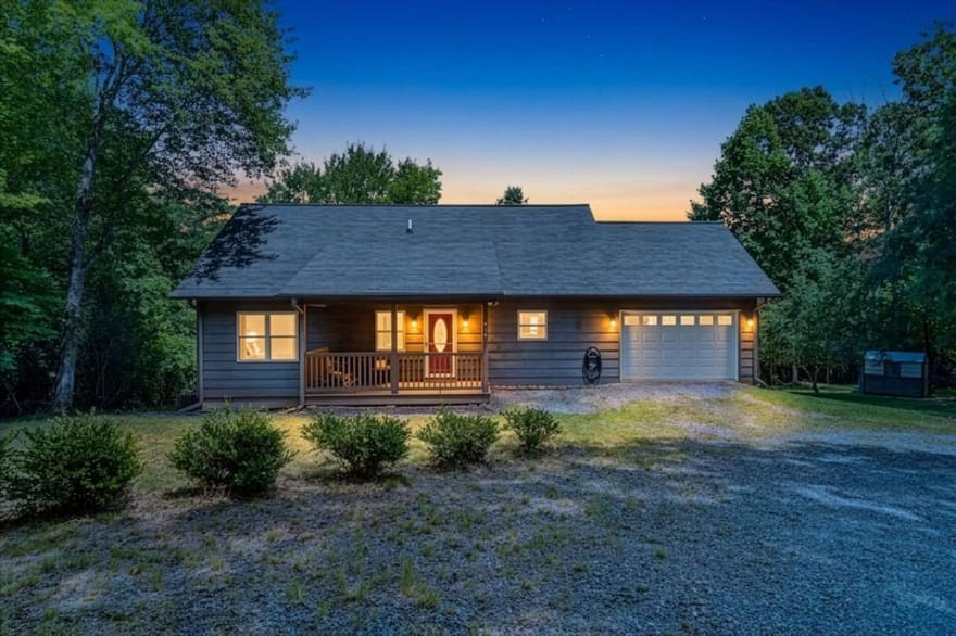 578 Dockery Creek Road, Young Harris, Georgia