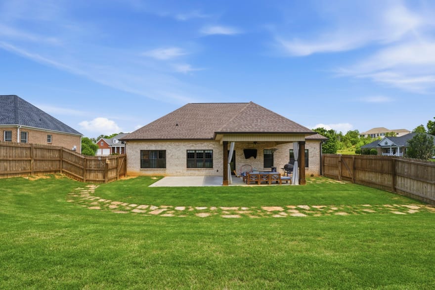 109 Mountain Laurel, Calhoun, Georgia