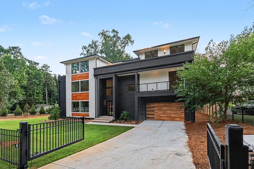 1242 Brook Forest Drive NE, Atlanta, Georgia