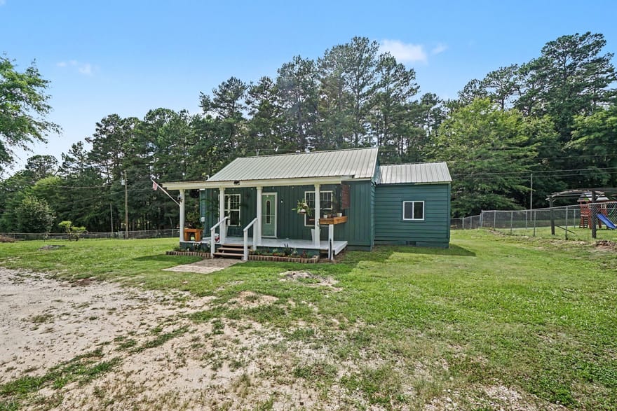 2355 Lucas Drive NE, Conyers, Georgia