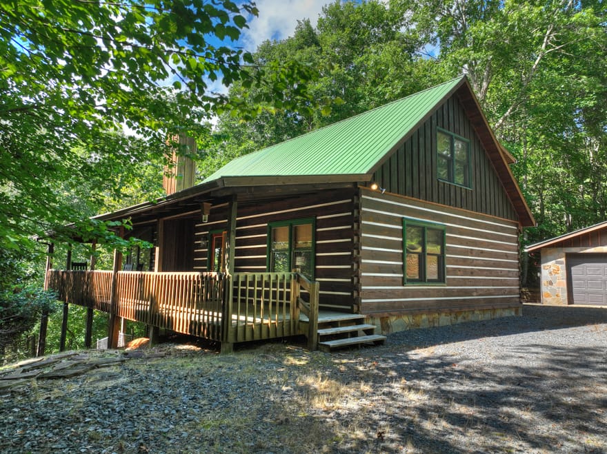 100 Arrow Way, Mineral Bluff, Georgia