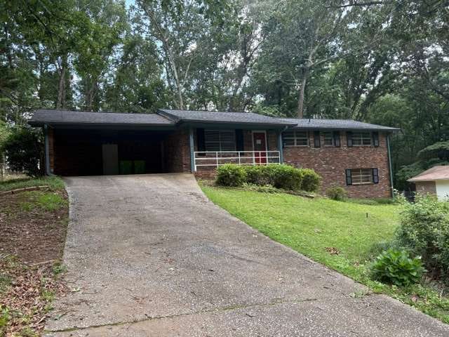 5835 S Bear Drive, Douglasville, Georgia