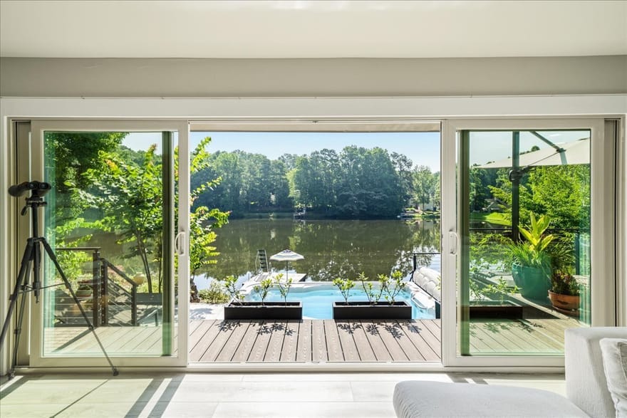 1085 Lake Charles Drive, Roswell, Georgia