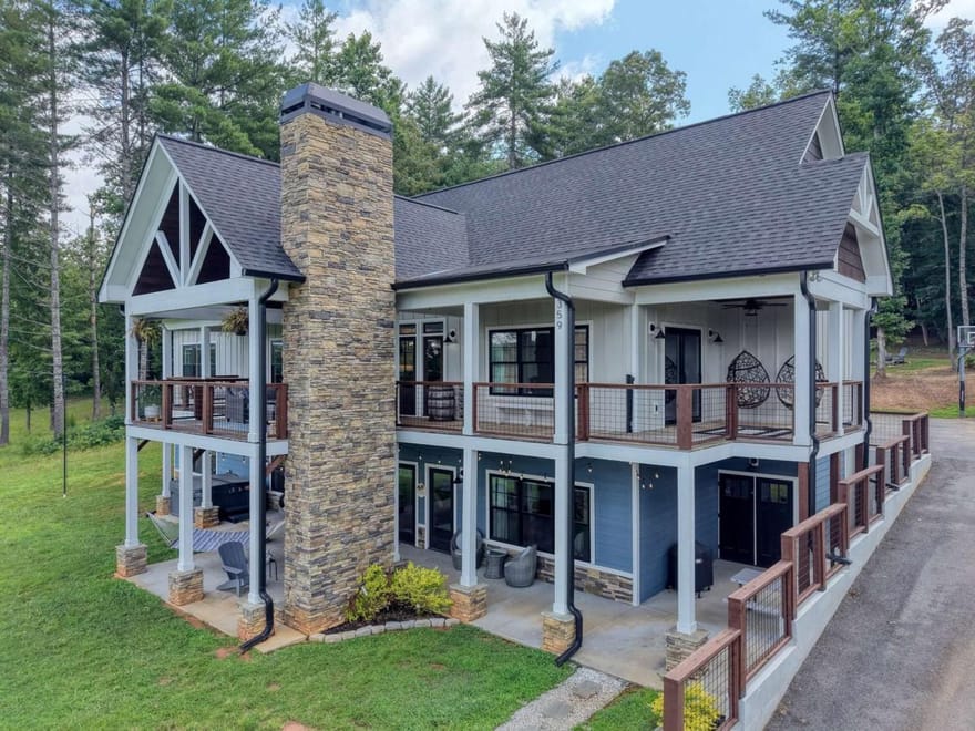 359 New Water Way, Blairsville, Georgia