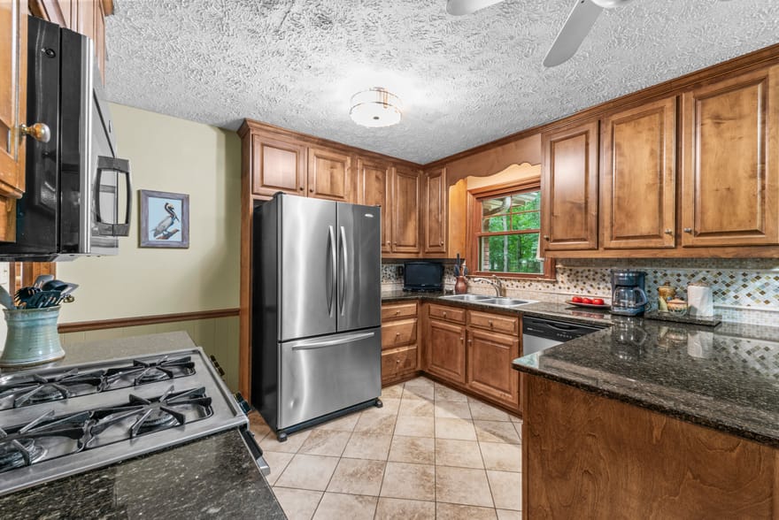 1761 Robinhood Road, Watkinsville, Georgia