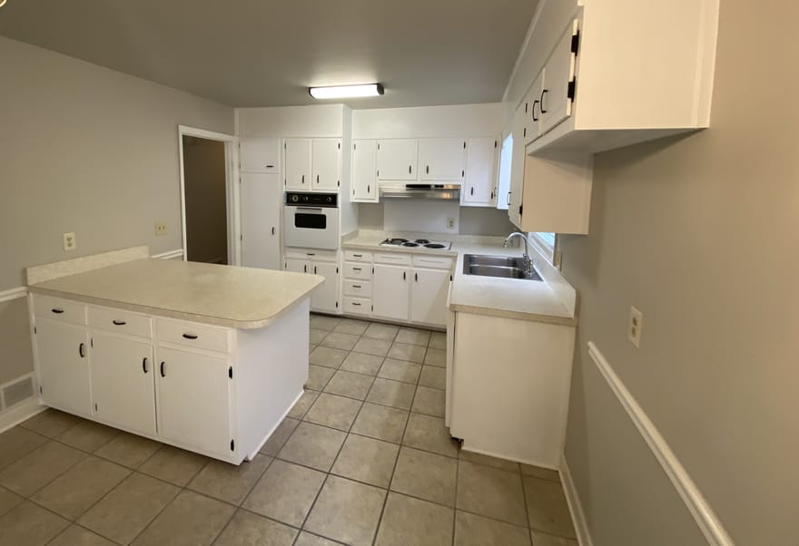 6092 Prestige Valley Road, Morrow, Georgia