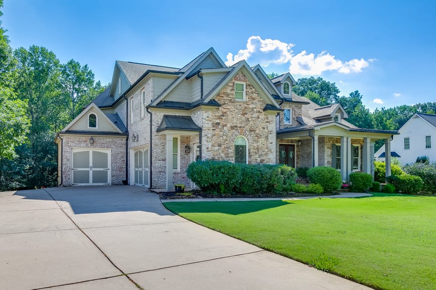 1373 Mountain Lake Drive, Auburn, Georgia
