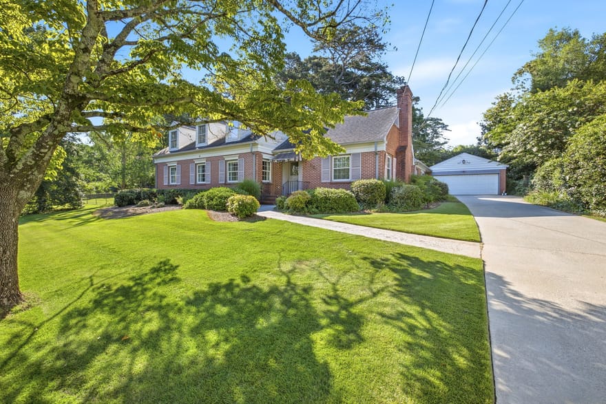 1154 Glenwood Drive, Gainesville, Georgia