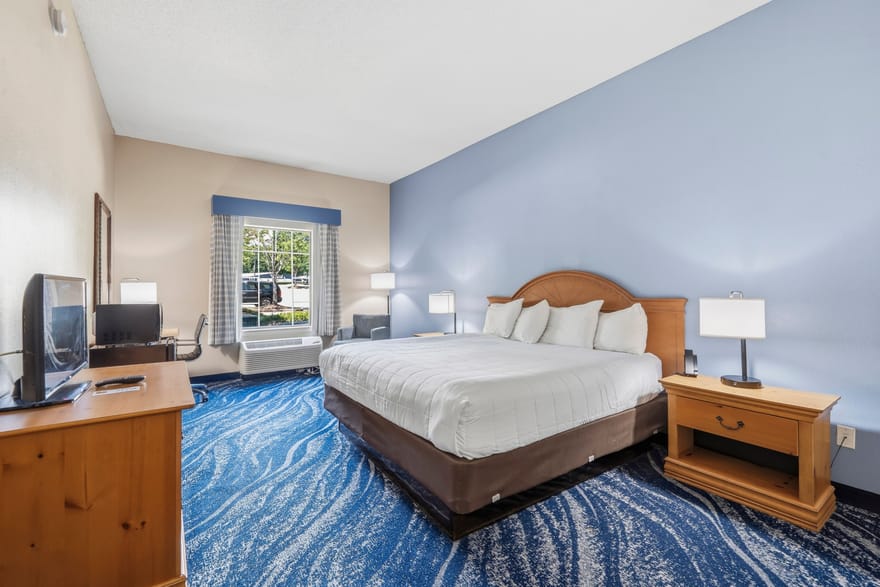 930 UNIT 106 Lake Oconee Parkway, Eatonton, Georgia