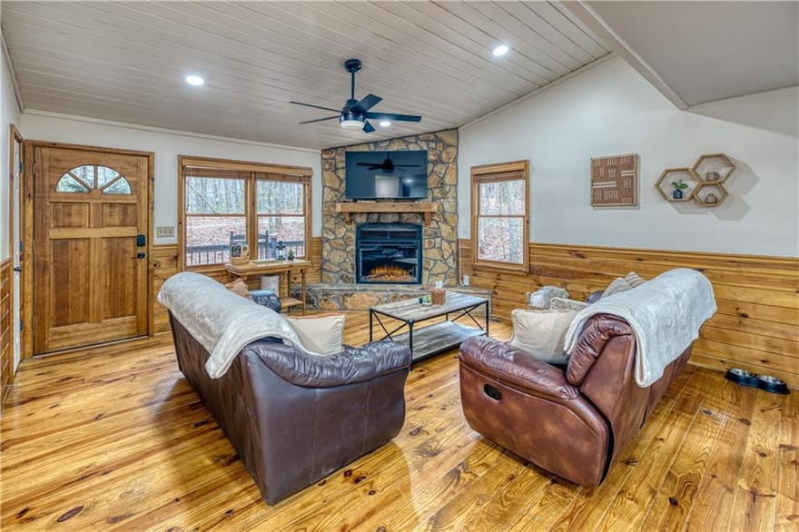 357 Mystic Lane, Blue Ridge, Georgia