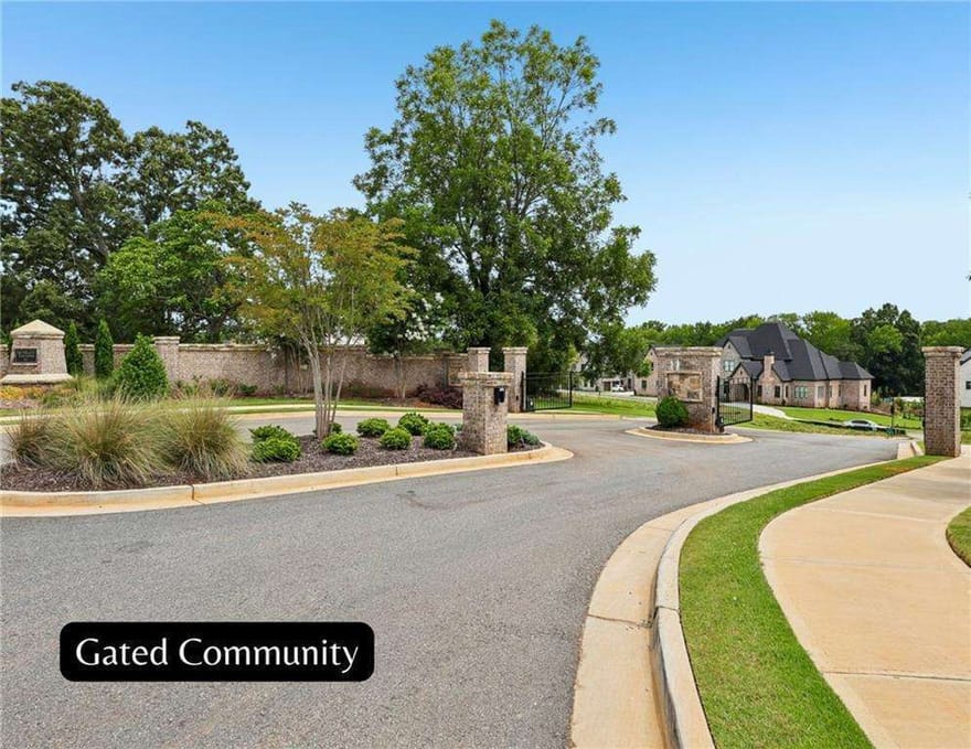 6209 Bridgewood Drive, Buford, Georgia