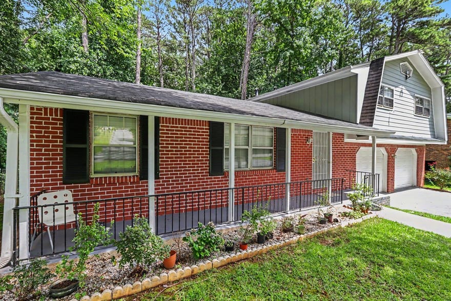 815 Dunleith Court, Stone Mountain, Georgia