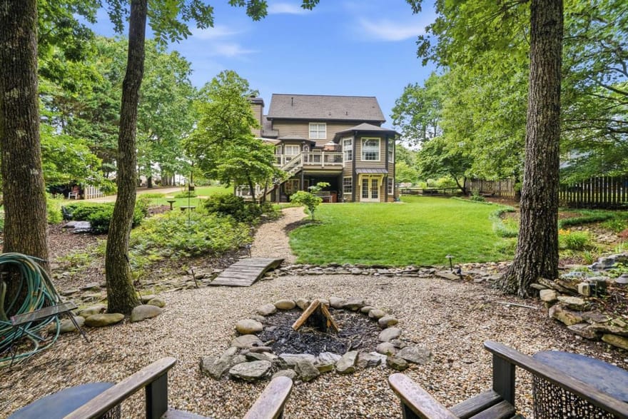 160 Carmel Ridge Road, Canton, Georgia