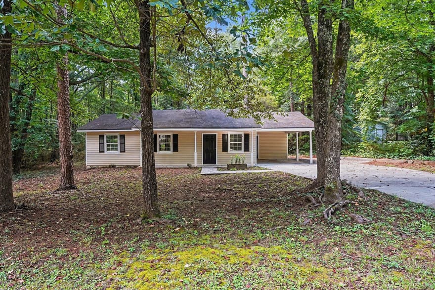 80 Hidden Pines Drive, Covington, Georgia