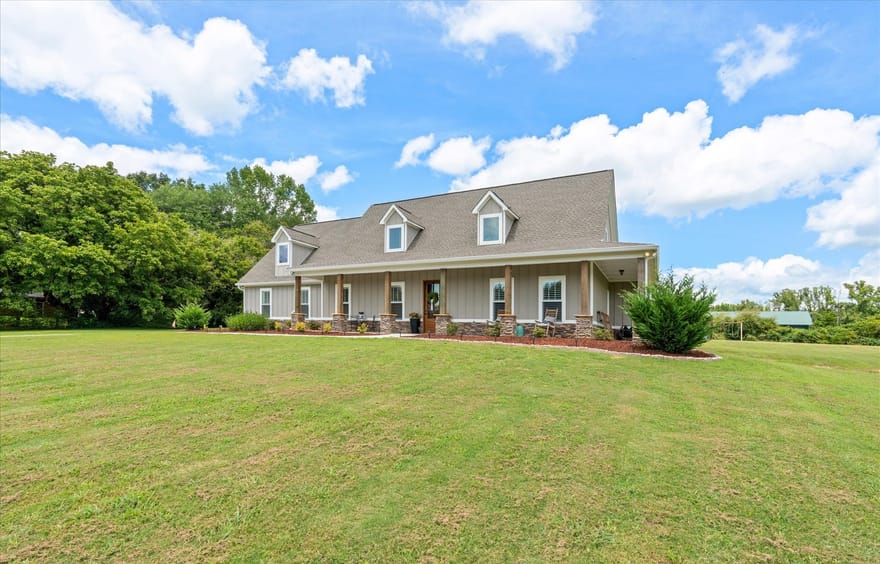 1303 Sandhill Hickory Level Road, Carrollton, Georgia