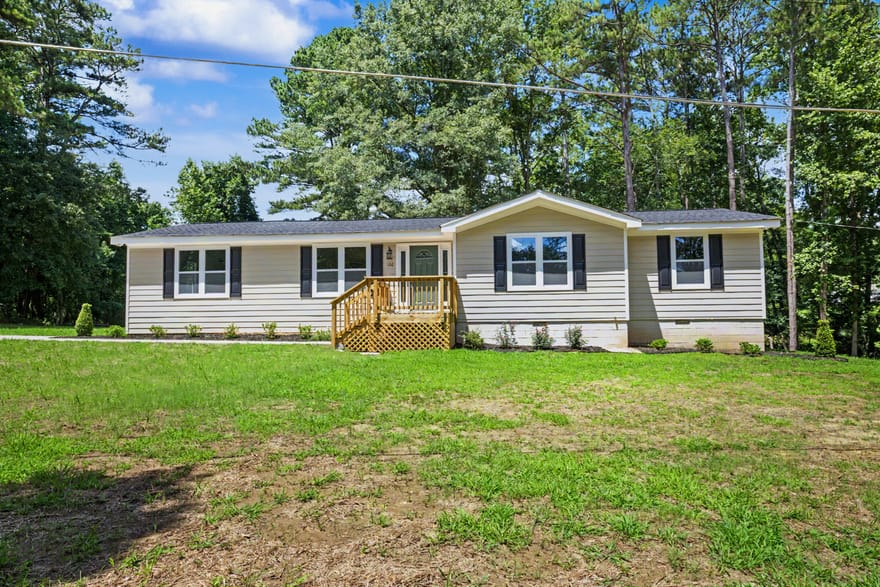126 Lucinda Lane, Fayetteville, Georgia