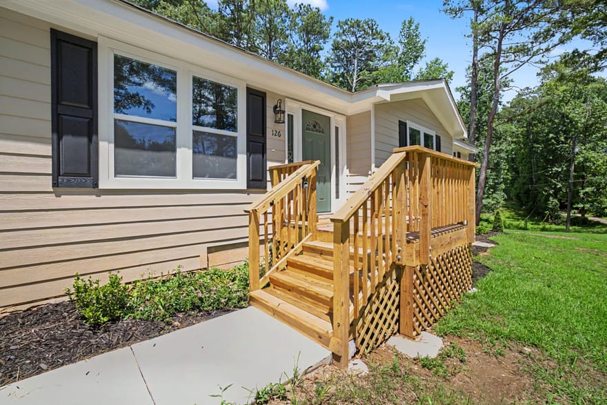 126 Lucinda Lane, Fayetteville, Georgia