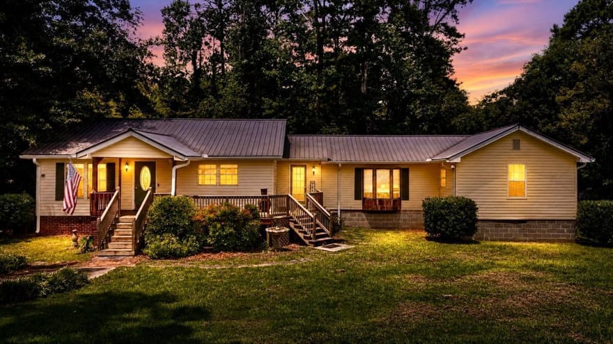 77 York Drive NE, Plainville, Georgia