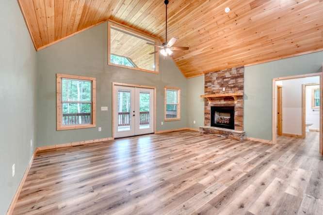 134 Camp Creek View, Blairsville, Georgia