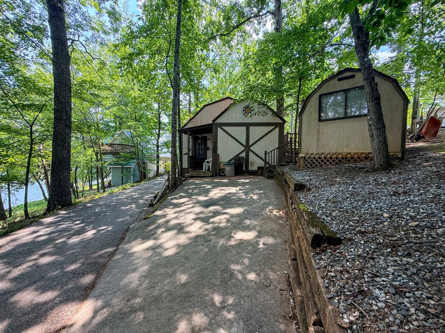 91 Yogi Bear Boulevard, Cleveland, Georgia