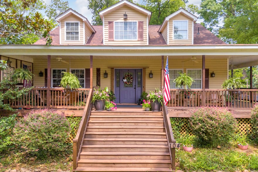 104 Veazey Street, Union Point, Georgia