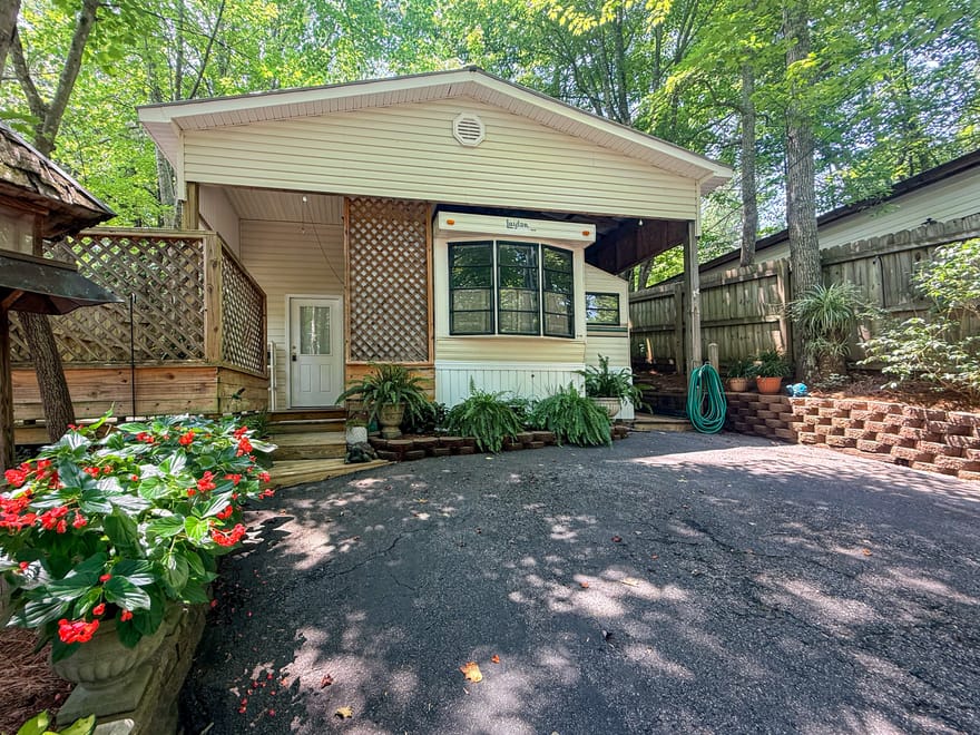 152 Canyon Pass, Cleveland, Georgia