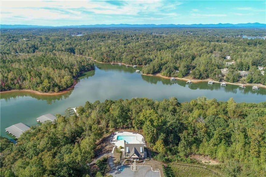 7410 Crestline Drive, Dawsonville, Georgia