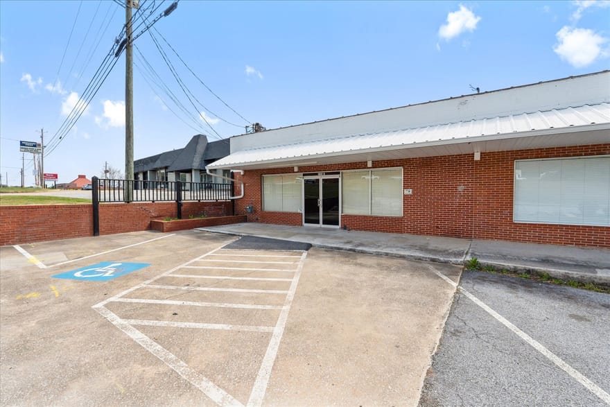 1037 Pacific Avenue, Bremen, Georgia