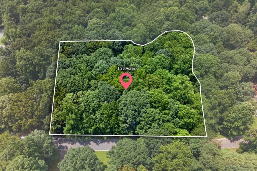 1322 Center Drive, Auburn, Georgia